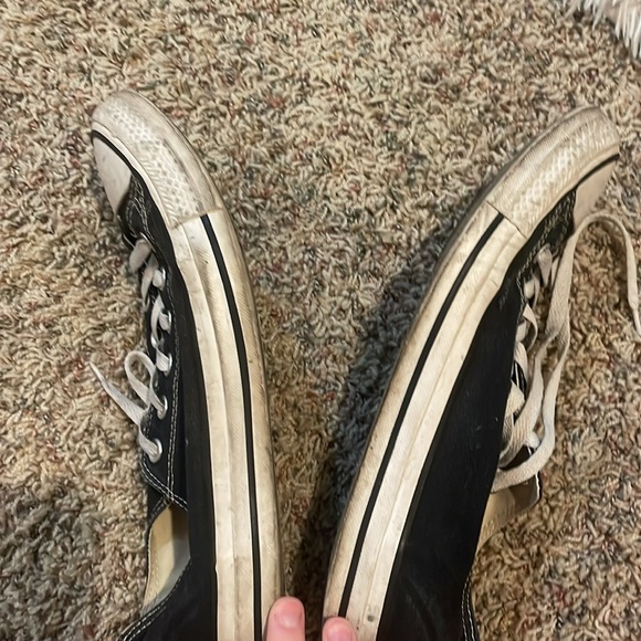 Low top converse - Picture 3 of 3